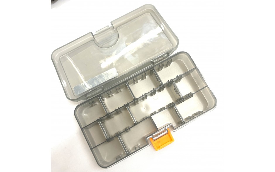 savage-gear-tackle-box-angelkoederbox-laengliche-aufteilung-2