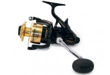 Freilaufrolle Shimano Baitrunner 8000 D mit Frontbremse